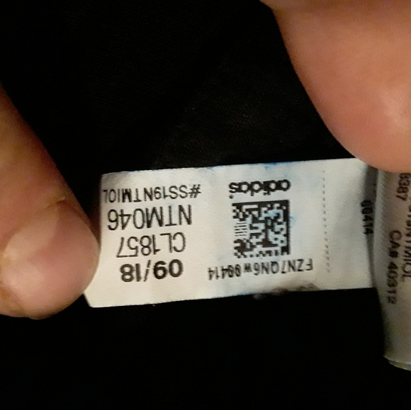 Adidas Boys Age 7 Black & White Hoody Sweatshirt - Picture 11 of 12